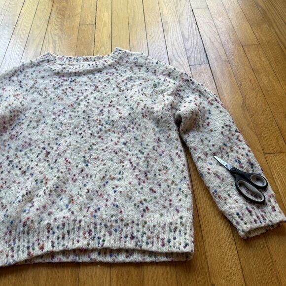 Solitaire Size M Multicolor Chunky Knit Long Sleeve Crewneck Confetti Sweater - Picture 10 of 16
